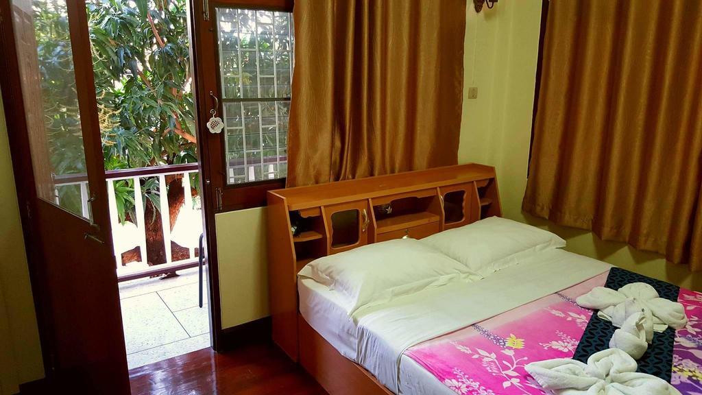 Emmanuel Guesthouse Прачуапкхирикхан Экстерьер фото